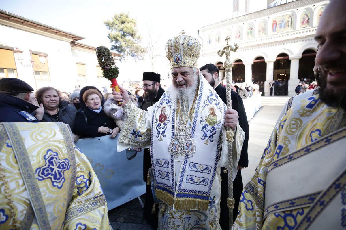 Gigi Becali la Catedrala Patriarhală - 6 ianuarie