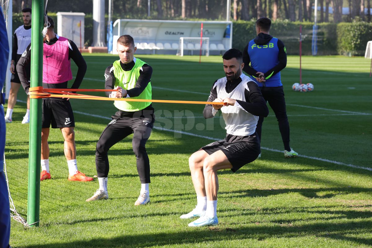 Juri Cisotti a făcut cunoștință cu metodele lui Neubert: „Tempo, Juri, tempo” » Cum a decurs primul antrenament făcut de FCSB în Antalya + Cine a lipsit
