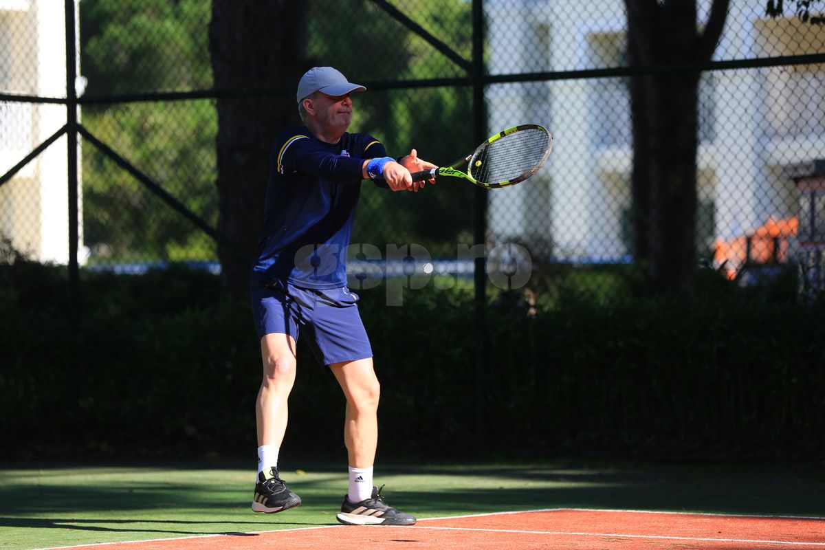 Valeriu Iftime joacă tenis în Antalya