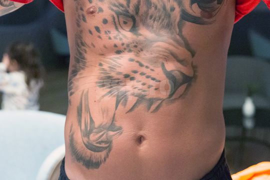 Murgia are un tigru tatuat pe piept și burtă FOTO: Ionuț Iordache (GSP)