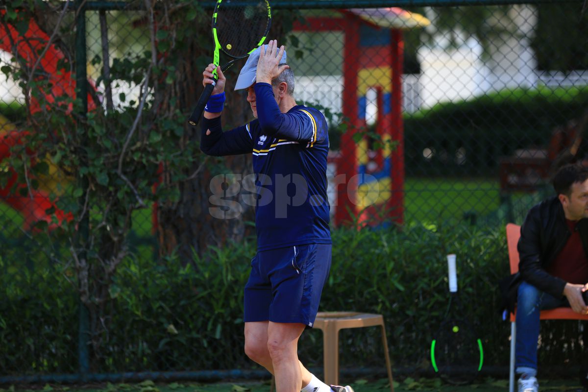 Valeriu Iftime joacă tenis în Antalya