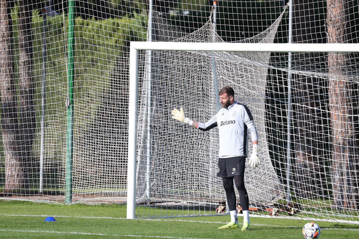 Precum un atacant! Gol de kinogramă marcat de Chiricheș la antrenamentul FCSB-ului