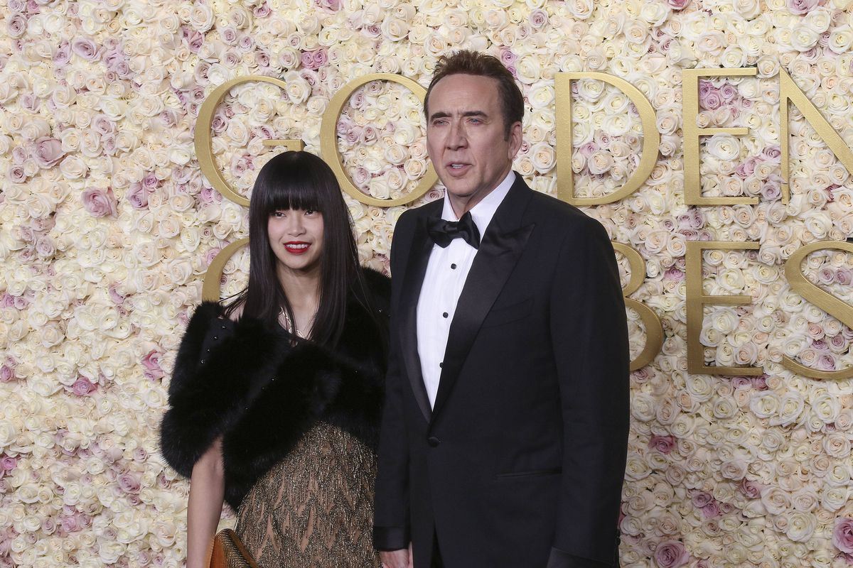 Imagini virale cu Nadia Comăneci la Globurile de Aur 2025 » Mesajul pentru Sebastian Stan, primul român câștigător al prestigiosului trofeu