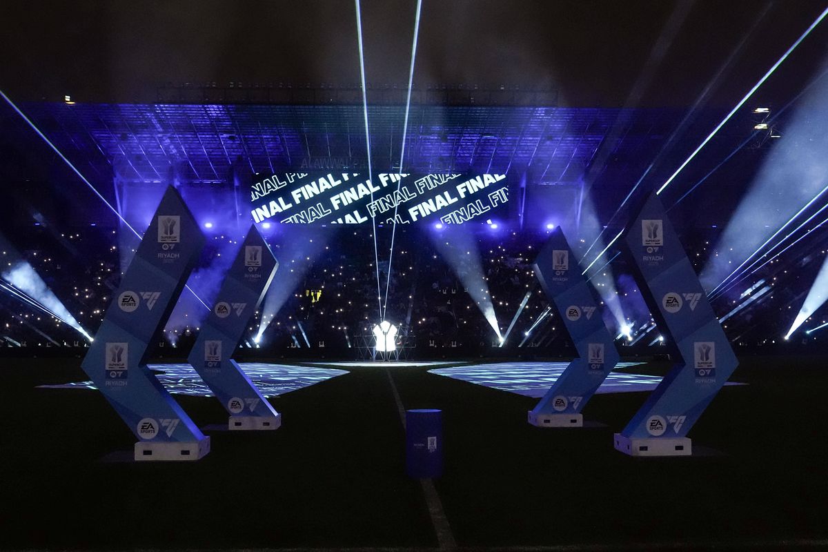 Nebunie totală în finala Supercupei Italiei! AC Milan a câștigat trofeul, după ce a reușit o remontada uluitoare, de la 0-2