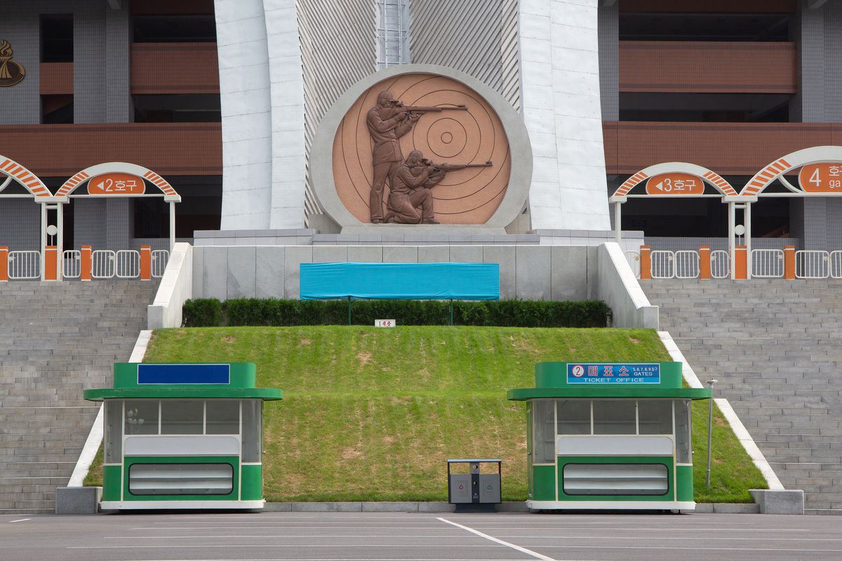 Imagini IREALE din al doilea cel mai mare stadion de pe glob » Mastodontul din Coreea de Nord este „casa” manifestațiilor propagandiste ale sistemului represiv