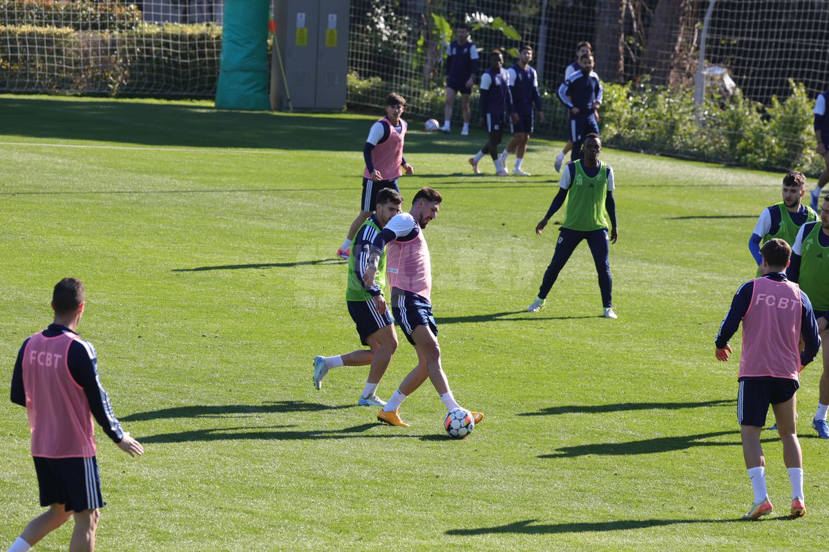 Liviu Ciobotariu, reacție furibundă, după ce Iftime l-a dat afară în cantonament: „Nu se poate așa ceva și nu voi accepta niciodată!”