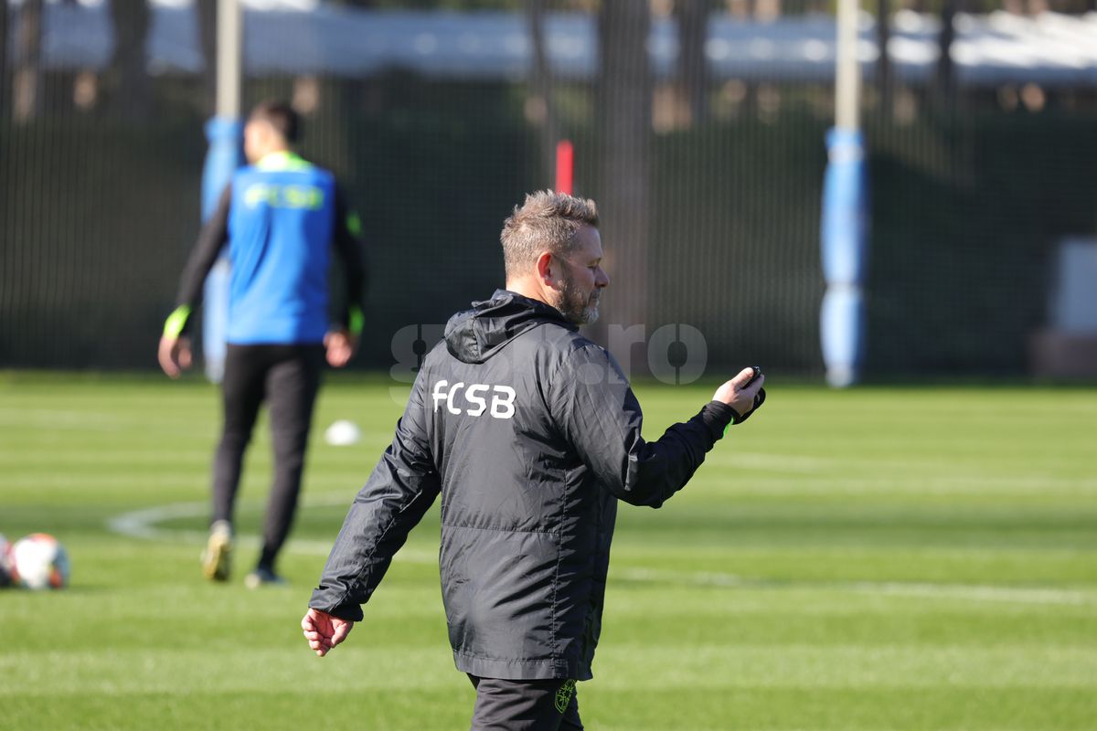 Precum un atacant! Gol de kinogramă marcat de Chiricheș la antrenamentul FCSB-ului