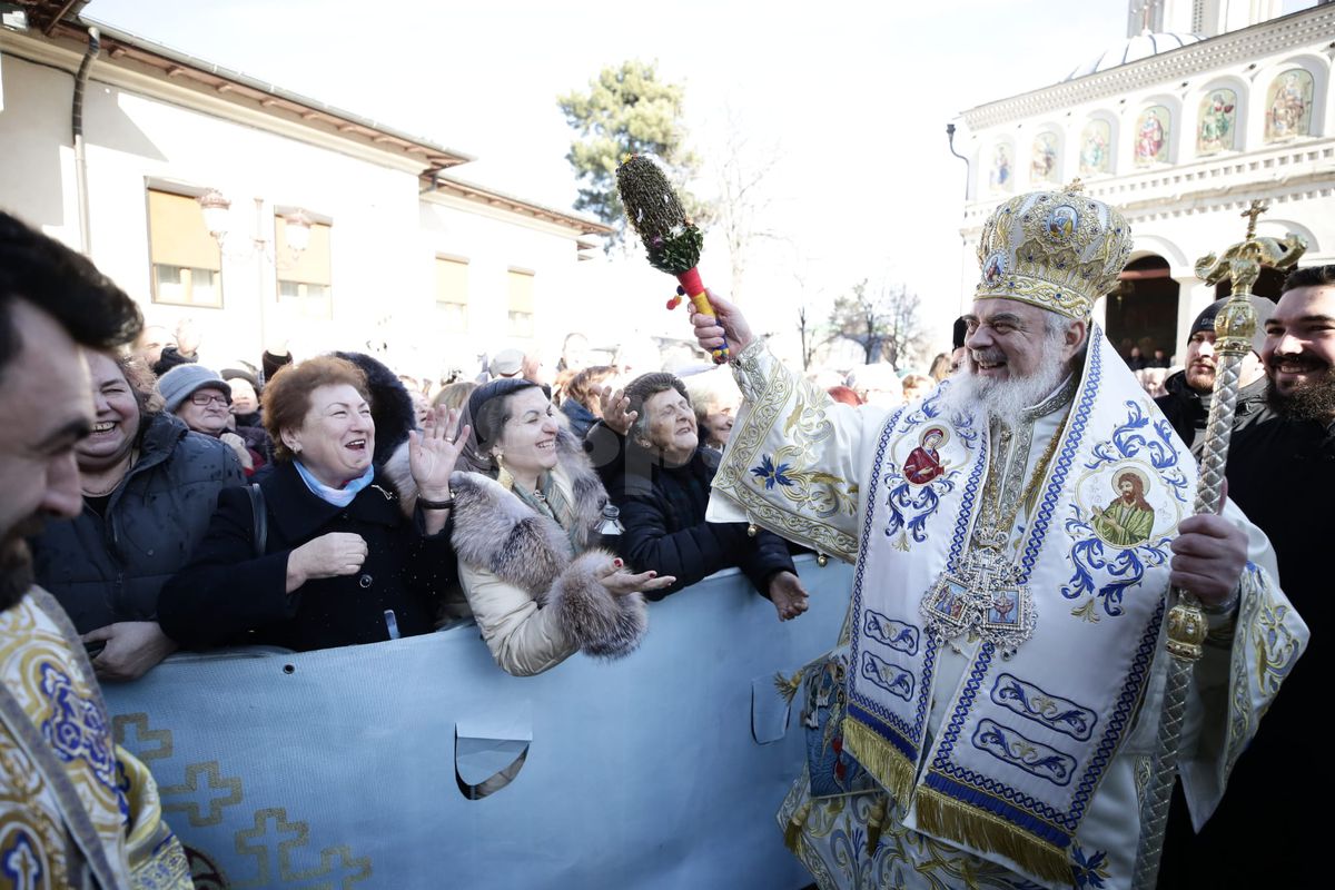 Gigi Becali la Catedrala Patriarhală - 6 ianuarie