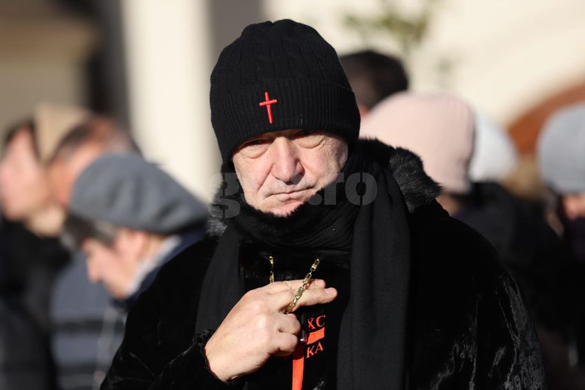 Gigi Becali la programul liturgic al sărbătorii Botezului Domnului la Catedrala Patriarhală. FOTO: Dumitru Angelescu (Libertatea / GSP)