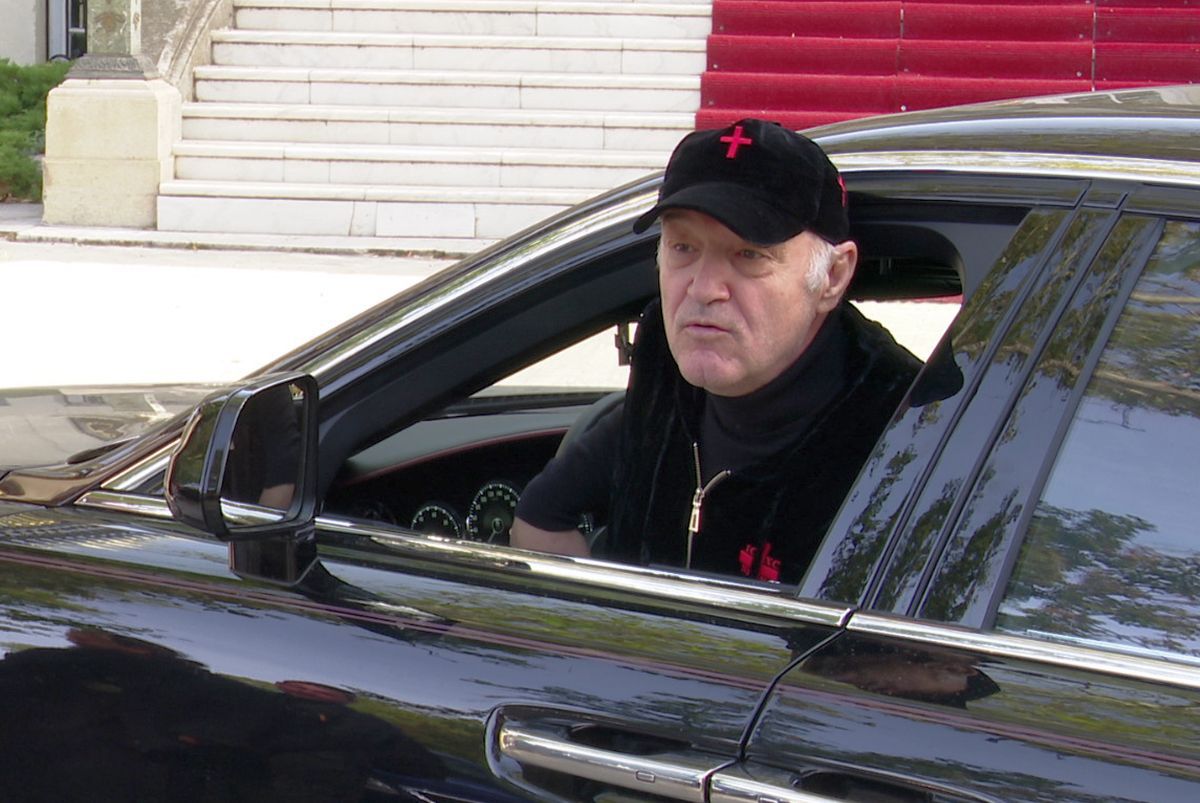 Gigi Becali l-a întâlnit la semafor și a început să-l certe: „Te țin minte toată viața, am ratat 20 de milioane de euro din cauza ta!”