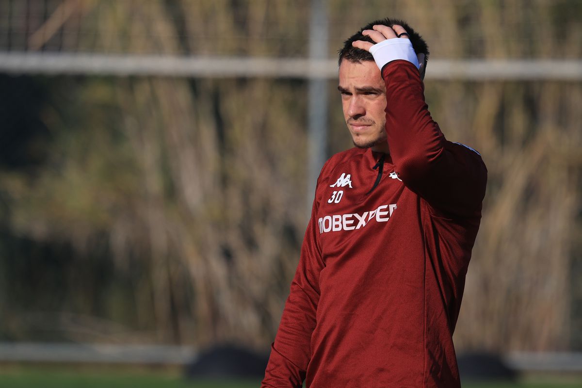 Daniel Paraschiv, la prima conferință la Rapid: „Cariera mea nu e în groapă! Ofertă de la Dinamo?”