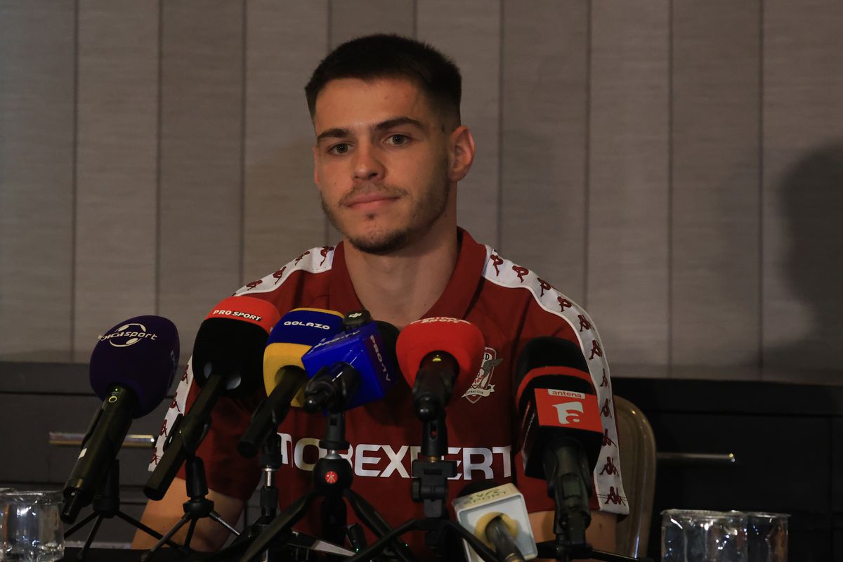 Daniel Paraschiv, la prima conferință la Rapid: „Cariera mea nu e în groapă! Ofertă de la Dinamo?”
