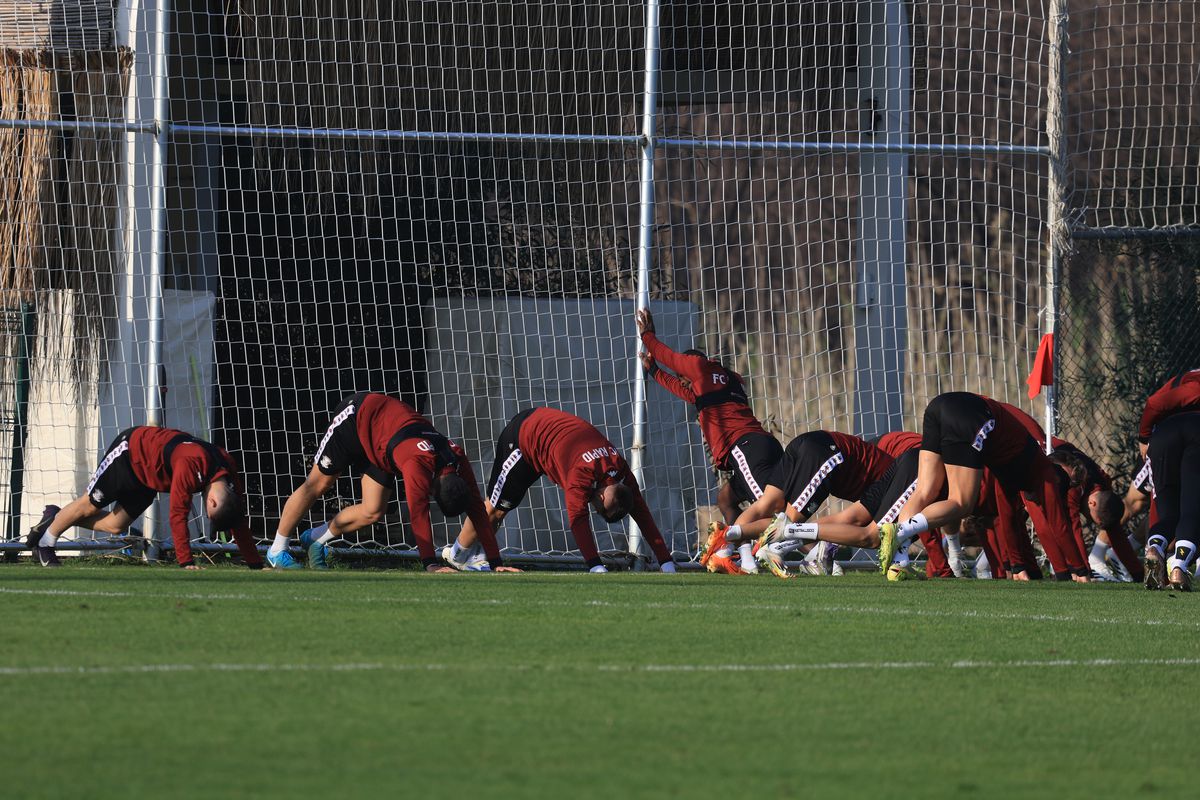 3 detalii inedite de la antrenamentul Rapidului: de ce s-a răstit Gâlcă chiar și la nou-venitul Paraschiv