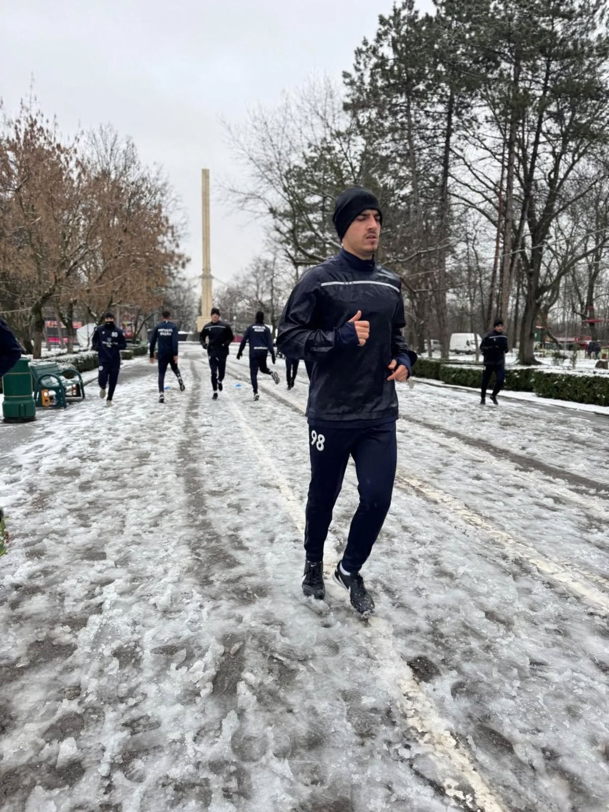 Metalul Buzău s-a antrenat în parc