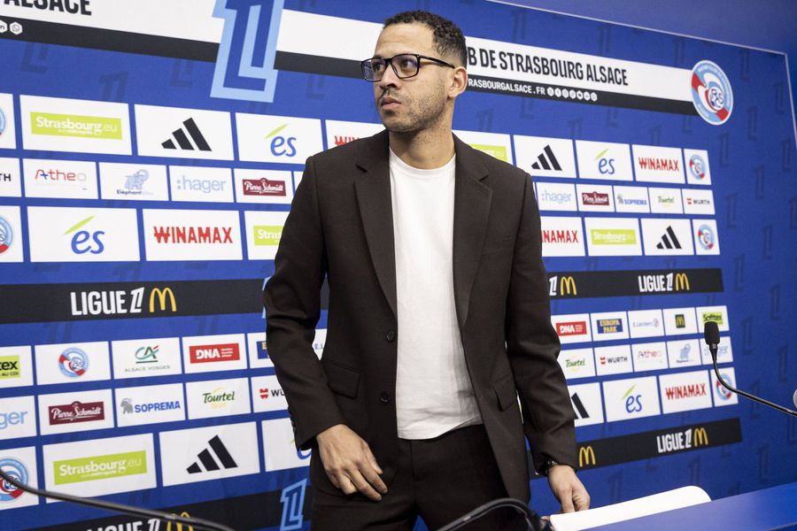 Suporterii lui Strasbourg, furioși că Chelsea le-a luat antrenorul: „Să plece și el!”