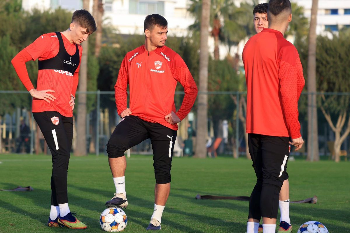 Valentin Țicu încă nu e la 100% » Când va putea juca singurul transfer din iarnă al lui Dinamo