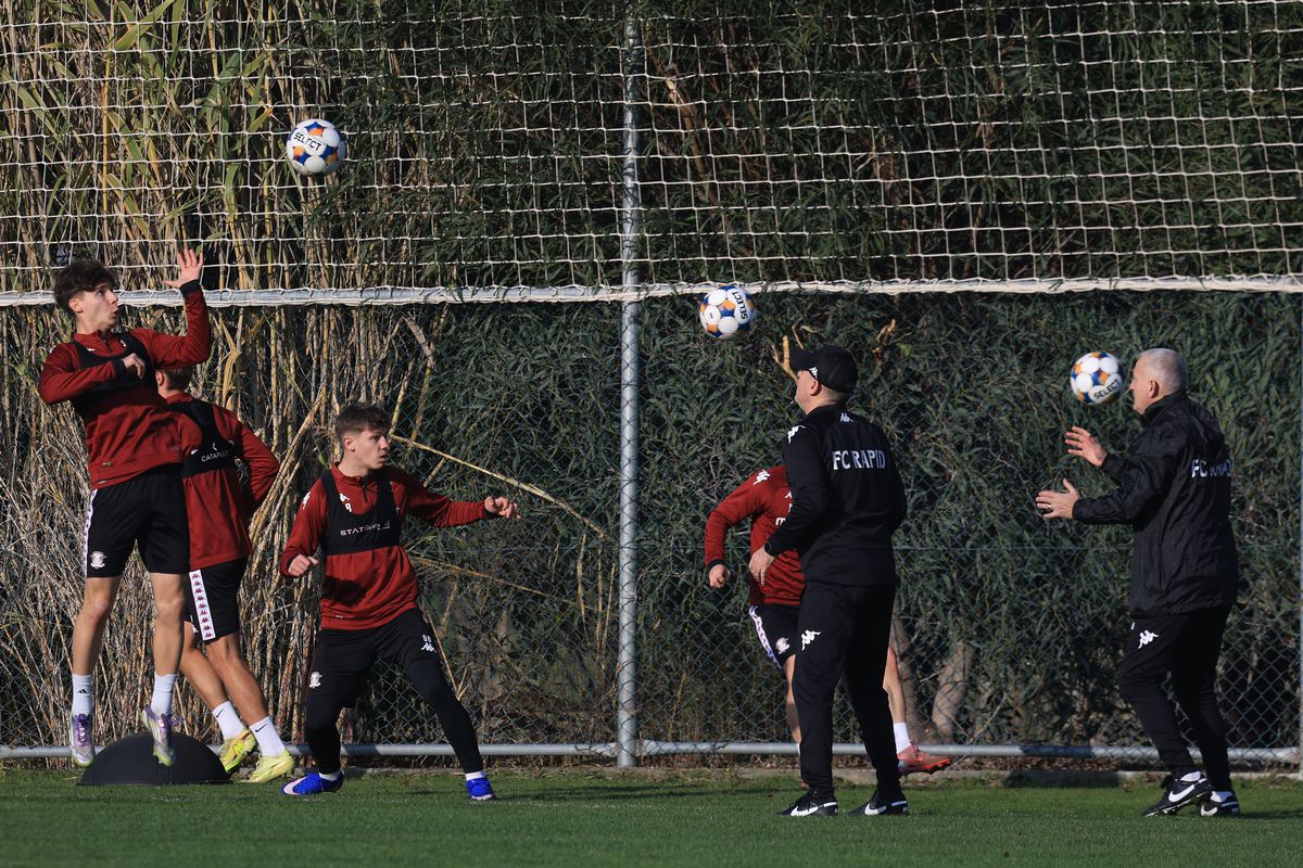 3 detalii inedite de la antrenamentul Rapidului: de ce s-a răstit Gâlcă chiar și la nou-venitul Paraschiv