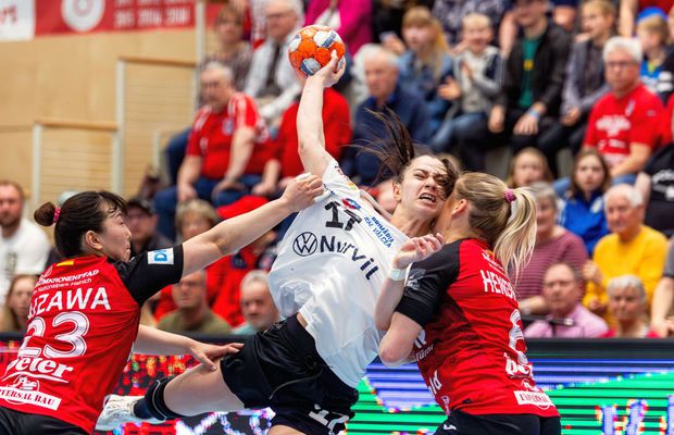 Cea mai râvnită handbalistă din „Liga Florilor” și-a anunțat plecarea de la echipă