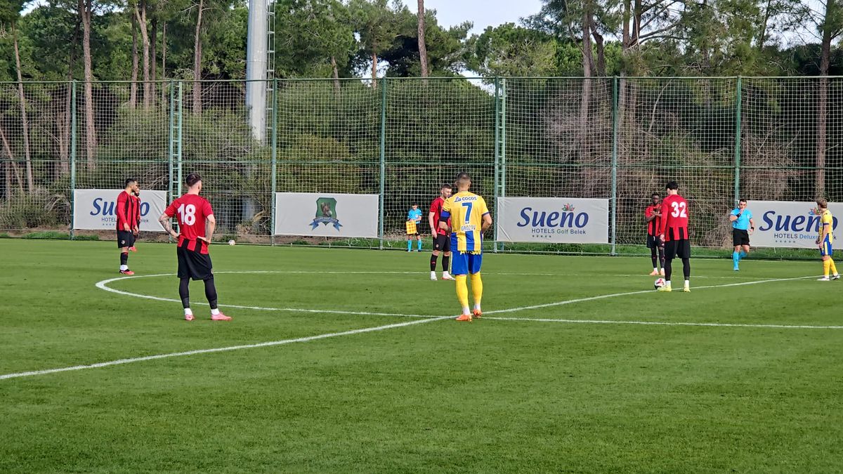 Două goluri în Petrolul - Gaziantep » Neagoe s-a enervat la primul amical al „lupilor”, împotriva lui Sorescu și Maxim