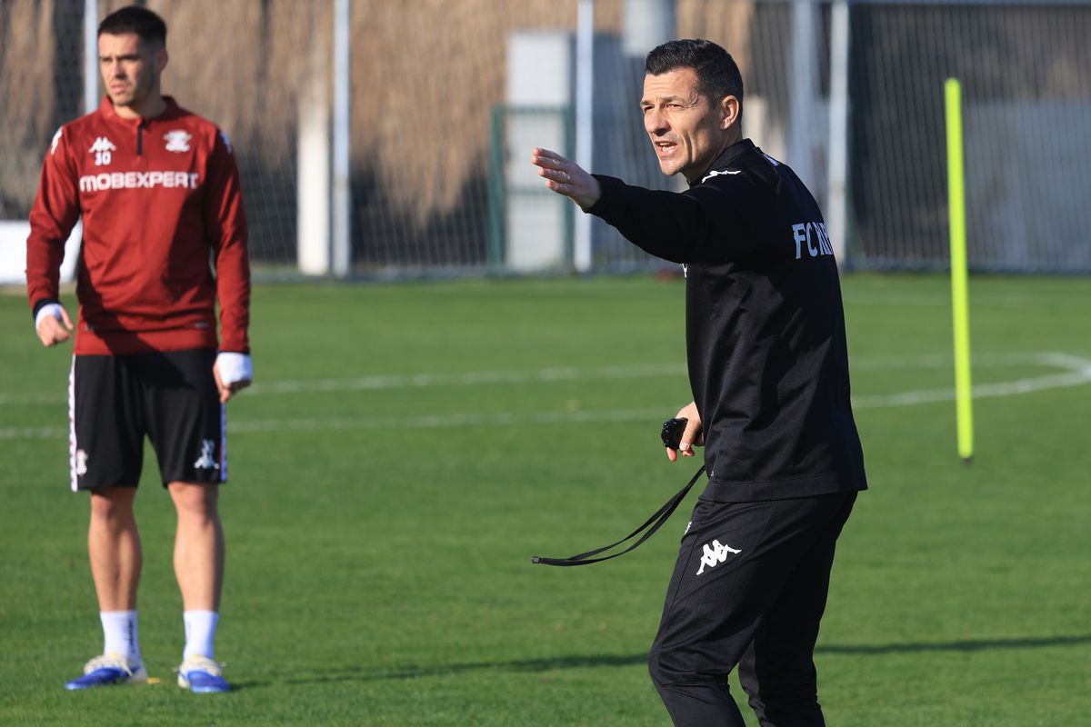 3 detalii inedite de la antrenamentul Rapidului: de ce s-a răstit Gâlcă chiar și la nou-venitul Paraschiv