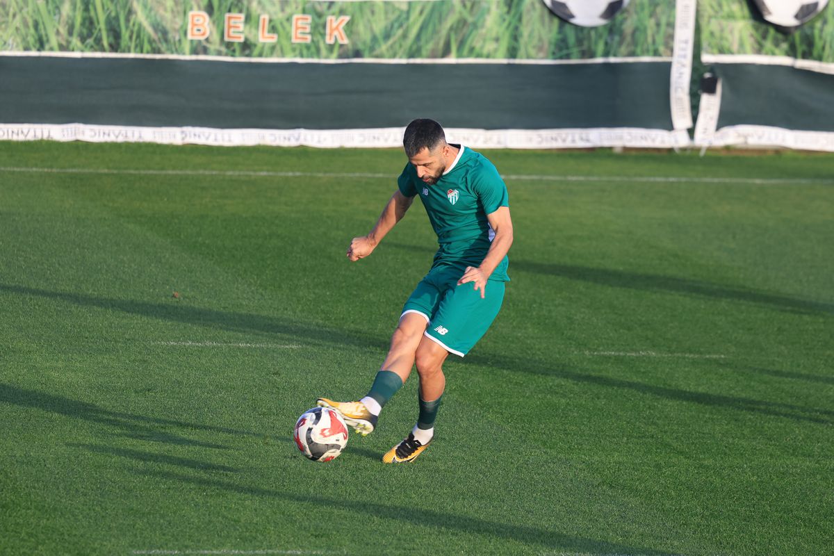 FC Argeș - Bursaspor 1-2 » Revelația din Superligă a pierdut cu primul loc din a treia divizie turcă