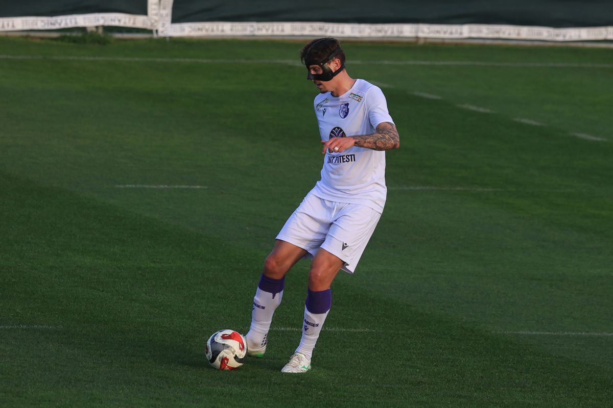 FC Argeș - Bursaspor 1-2 » Revelația din Superligă a pierdut cu primul loc din a treia divizie turcă