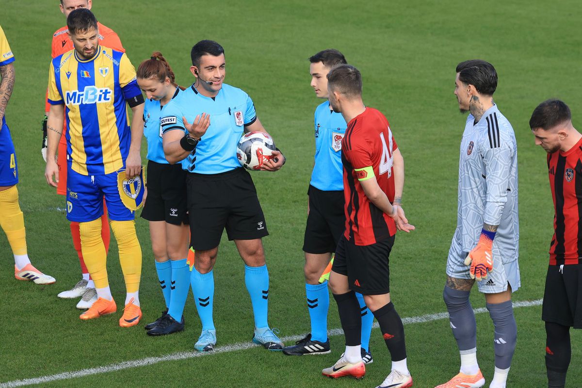 Două goluri în Petrolul - Gaziantep » Neagoe s-a enervat la primul amical al „lupilor”, împotriva lui Sorescu și Maxim