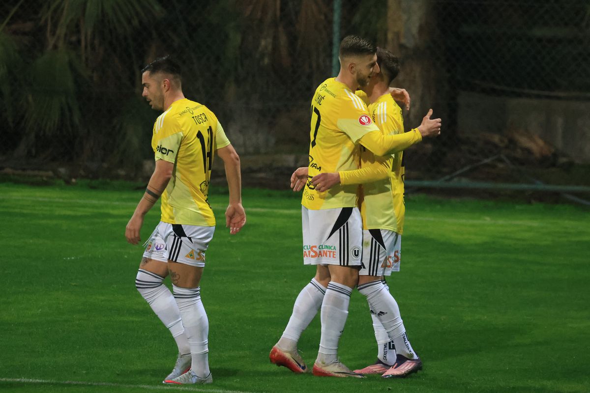 U Cluj - Fatih Karagumrük 1-2