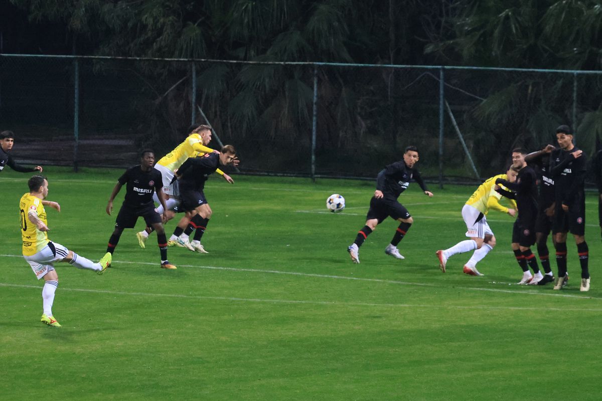 U Cluj - Fatih Karagumrük 1-2