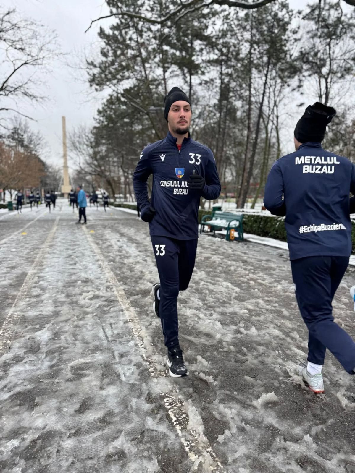 Antrenament ca în anii 2000 » Unde s-a pregătit echipa care visează la Superliga