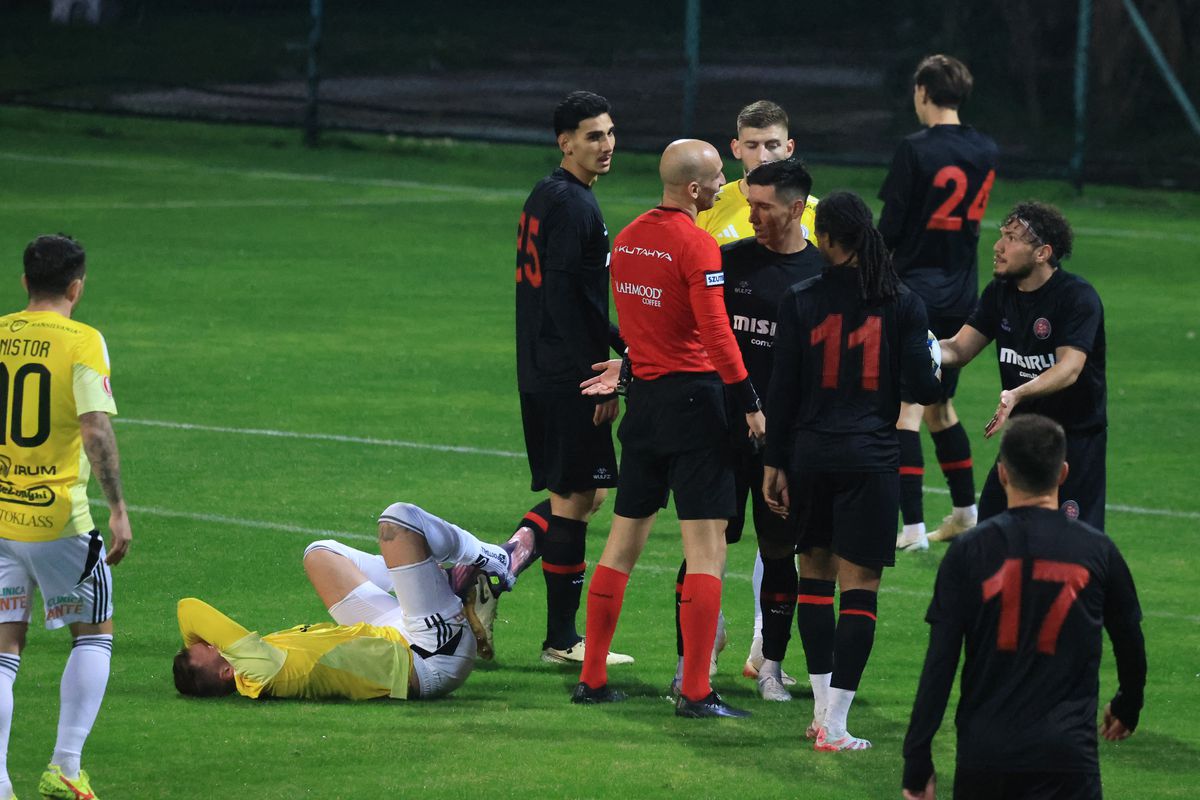 U Cluj - Fatih Karagumrük 1-2