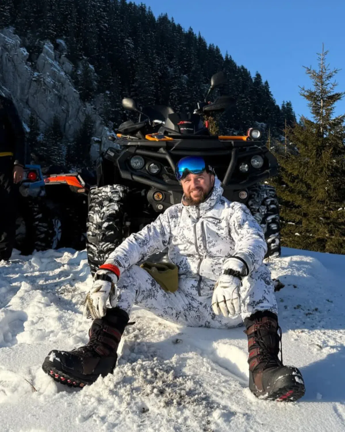 Frizerul din Agigea care vânează iepuri și fazani a apărut la „Desafio. Aventura” cu chipul lui Cătălin Hîldan tatuat pe corp