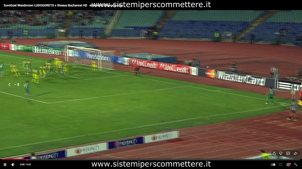 Gigi Becali l-a întâlnit la semafor și a început să-l certe: „Te țin minte toată viața, am ratat 20 de milioane de euro din cauza ta!”