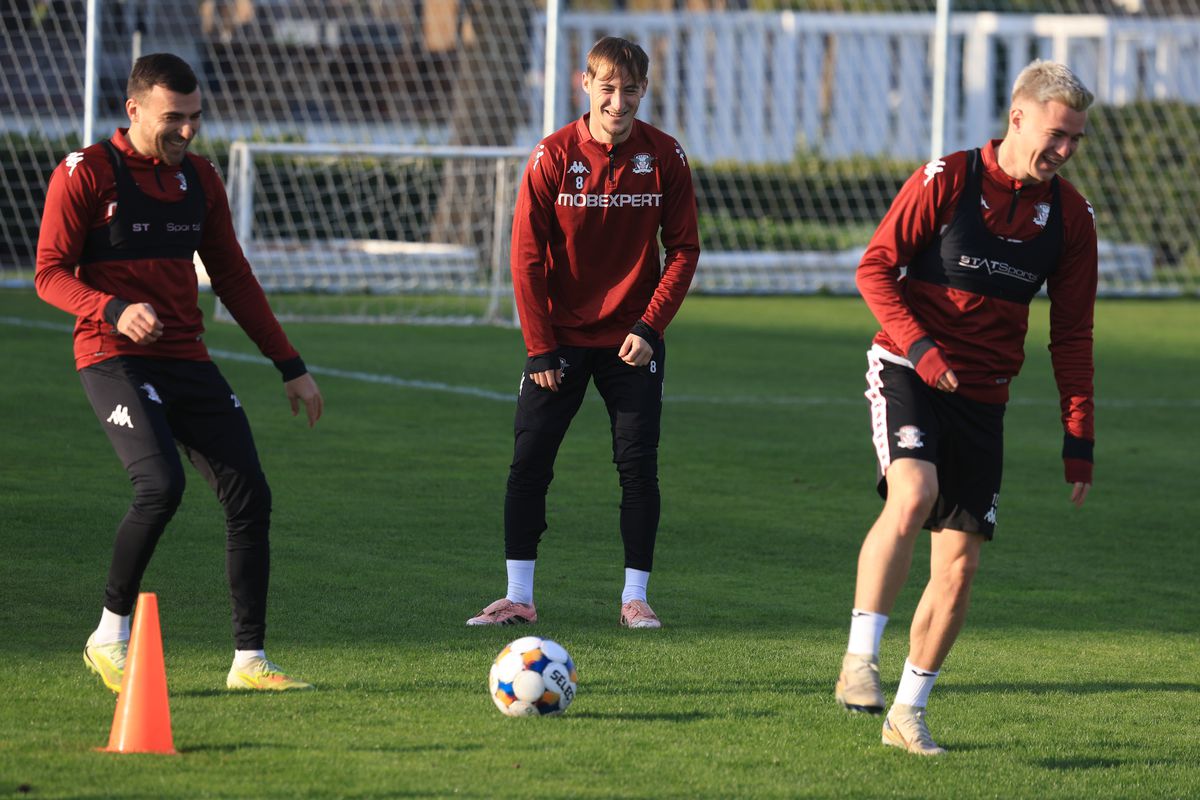 3 detalii inedite de la antrenamentul Rapidului: de ce s-a răstit Gâlcă chiar și la nou-venitul Paraschiv