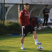 Antrenament Rapid în Antalya, Daniel Paraschiv FOTO: Ionuţ Iordache (GSP)