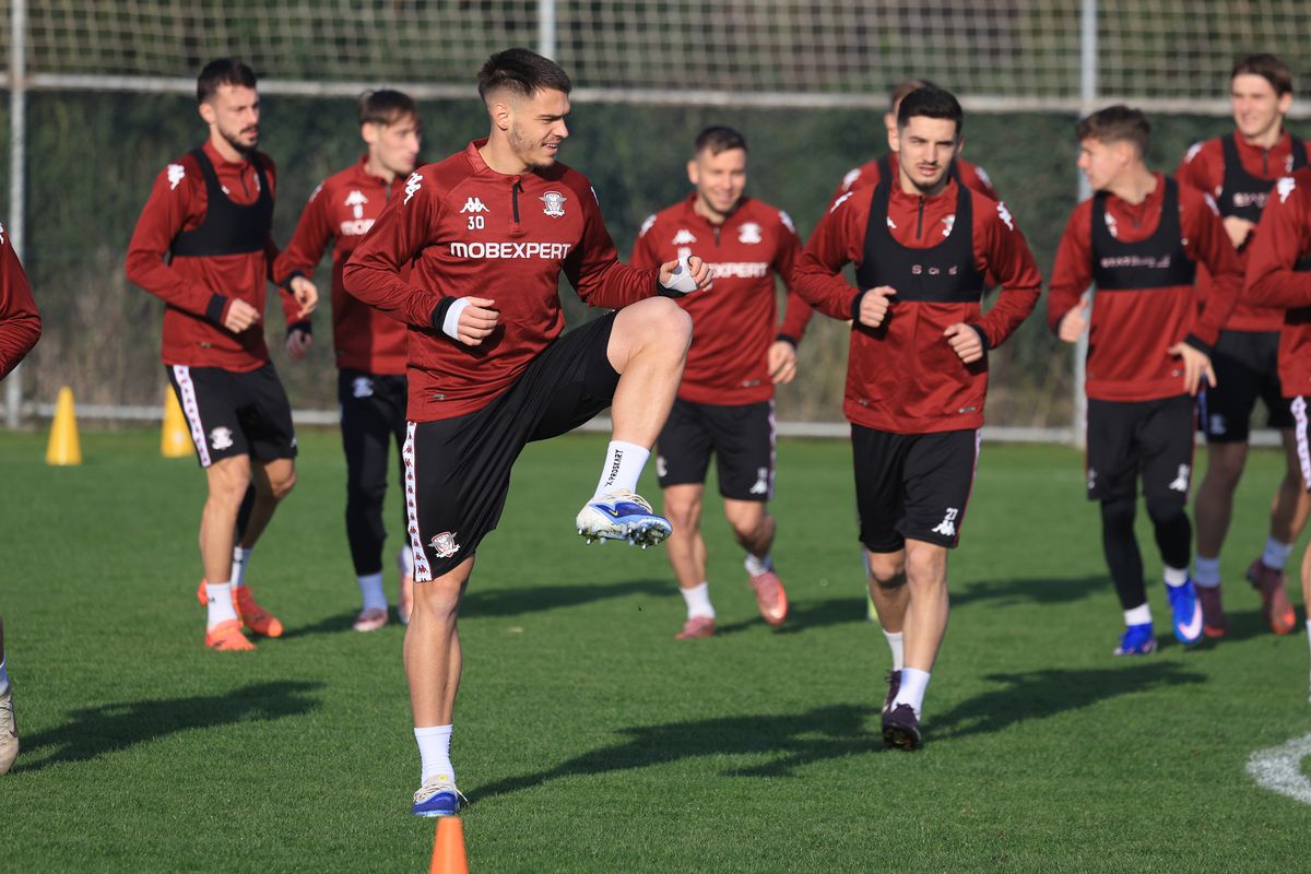 3 detalii inedite de la antrenamentul Rapidului: de ce s-a răstit Gâlcă chiar și la nou-venitul Paraschiv