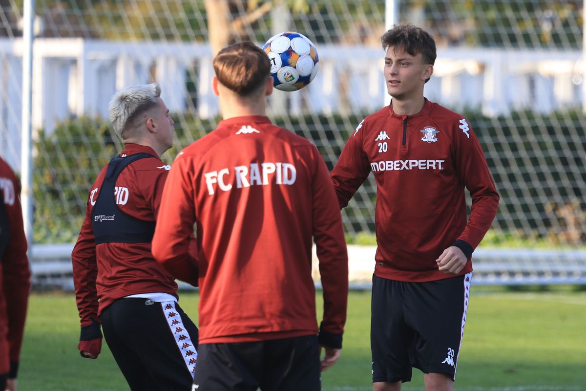 3 detalii inedite de la antrenamentul Rapidului: de ce s-a răstit Gâlcă chiar și la nou-venitul Paraschiv