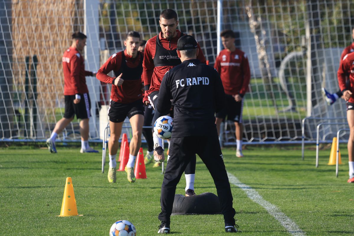 3 detalii inedite de la antrenamentul Rapidului: de ce s-a răstit Gâlcă chiar și la nou-venitul Paraschiv