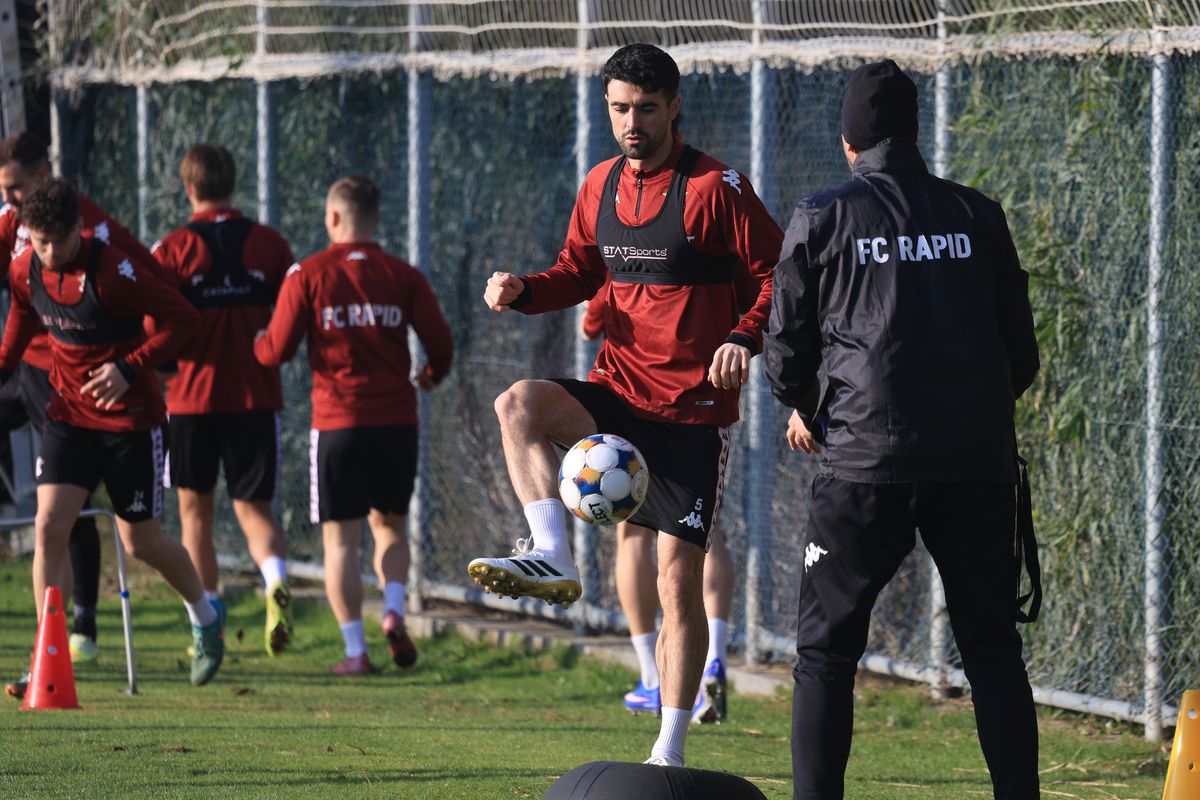 3 detalii inedite de la antrenamentul Rapidului: de ce s-a răstit Gâlcă chiar și la nou-venitul Paraschiv