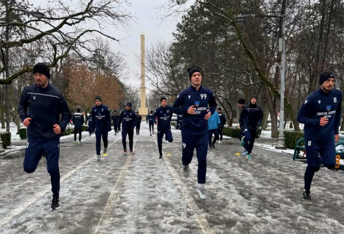 Antrenament ca în anii 2000 » Unde s-a pregătit echipa care visează la Superliga