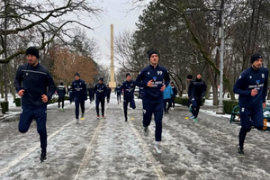 Antrenament ca în anii 2000 » Unde s-a pregătit echipa care visează la Superliga