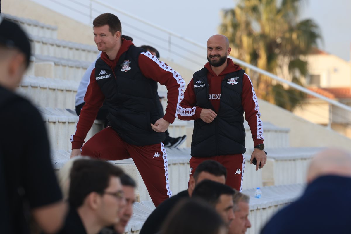 FC Argeș - Bursaspor 1-2 » Revelația din Superligă a pierdut cu primul loc din a treia divizie turcă