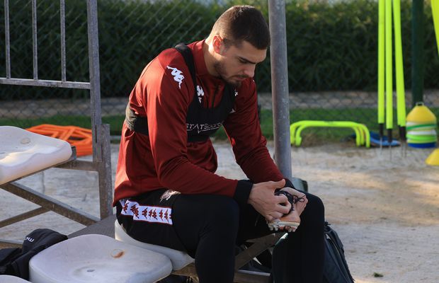 Denis Ciobotariu a comparat galeriile lui Rapid și Dinamo: „Sunt unice, dar parcă ei iubesc mai mult echipa”