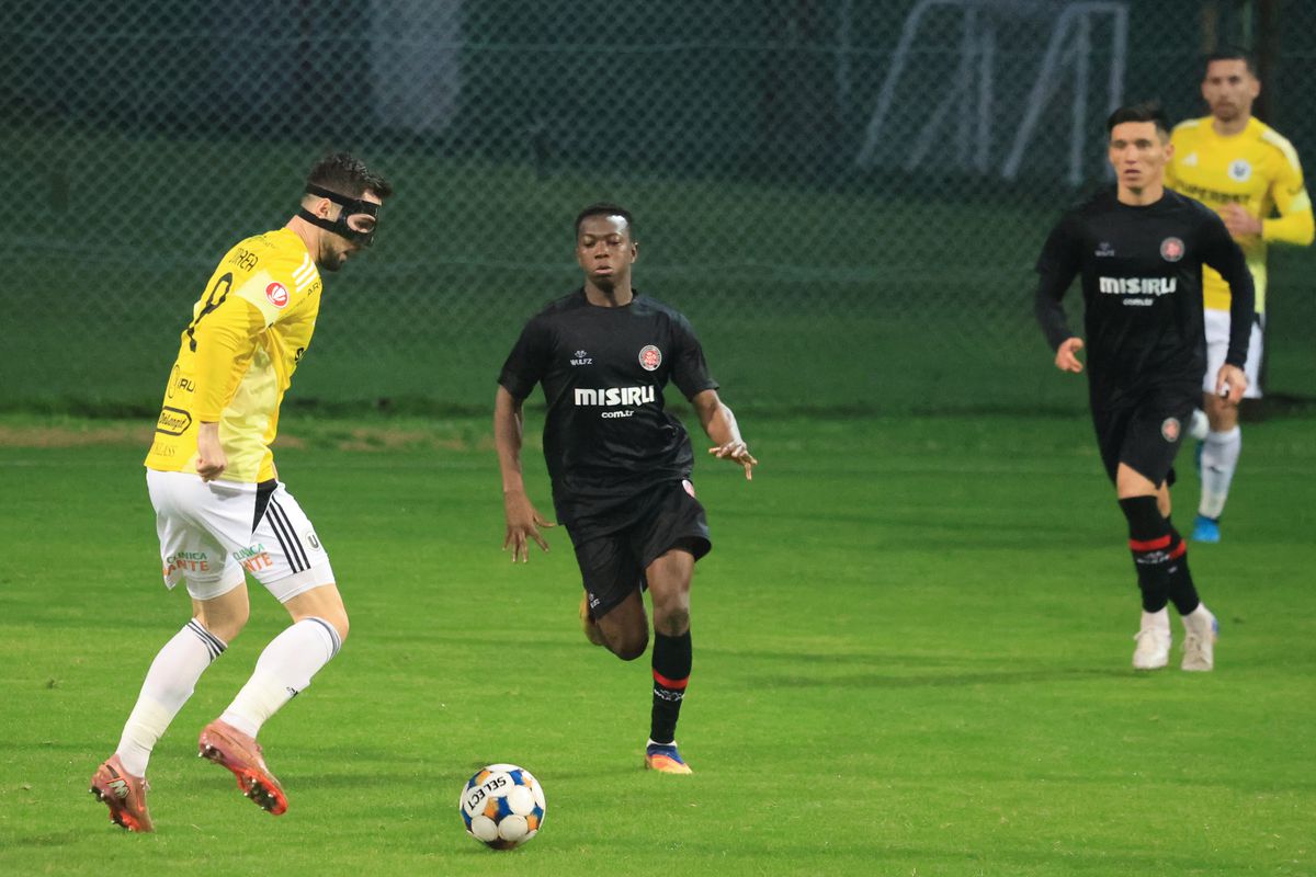 U Cluj - Fatih Karagumrük 1-2