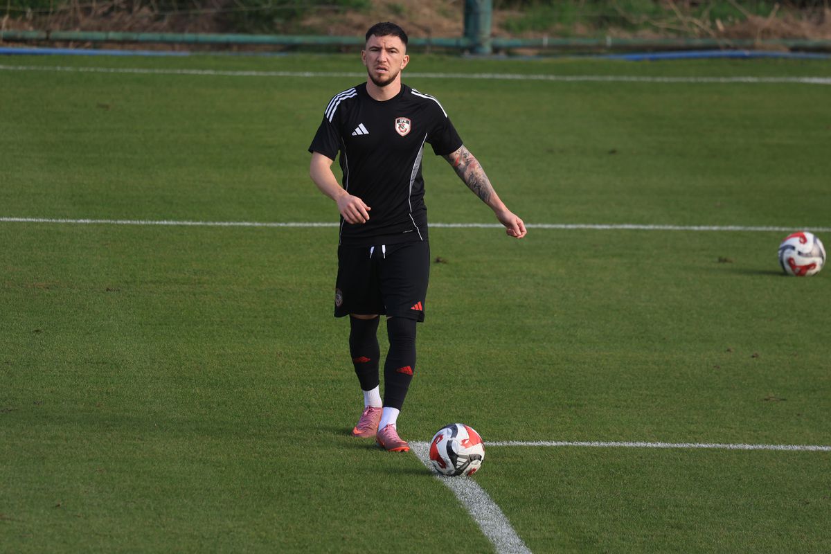 Două goluri în Petrolul - Gaziantep » Neagoe s-a enervat la primul amical al „lupilor”, împotriva lui Sorescu și Maxim