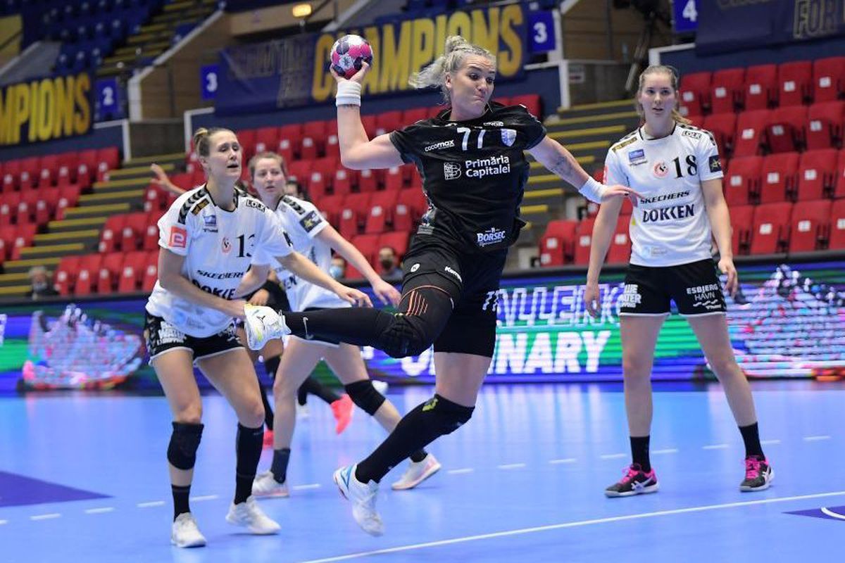 CSM București - Team Esbjerg 28-26 » Victorie vitală pentru CSM București în Liga Campionilor