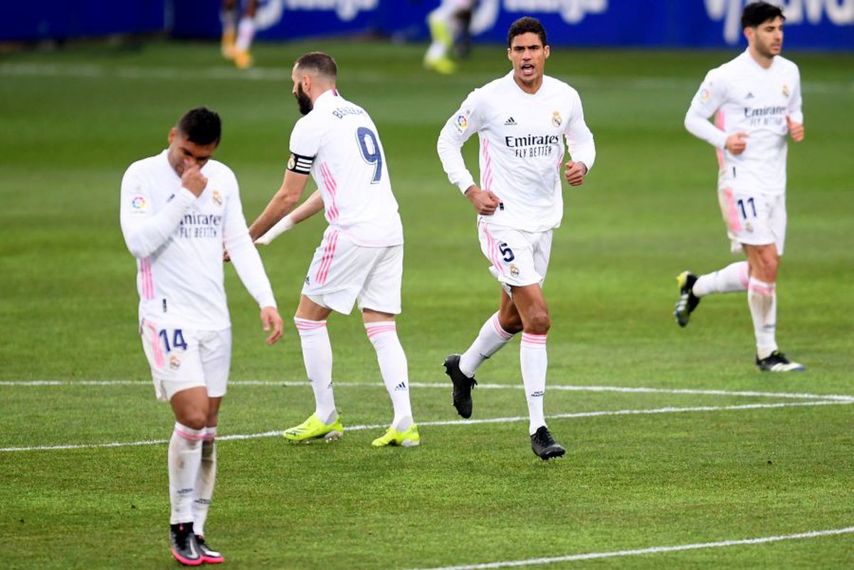Real Madrid, victorie cu emoții! Huesca, „răpusă” de Raphael Varane