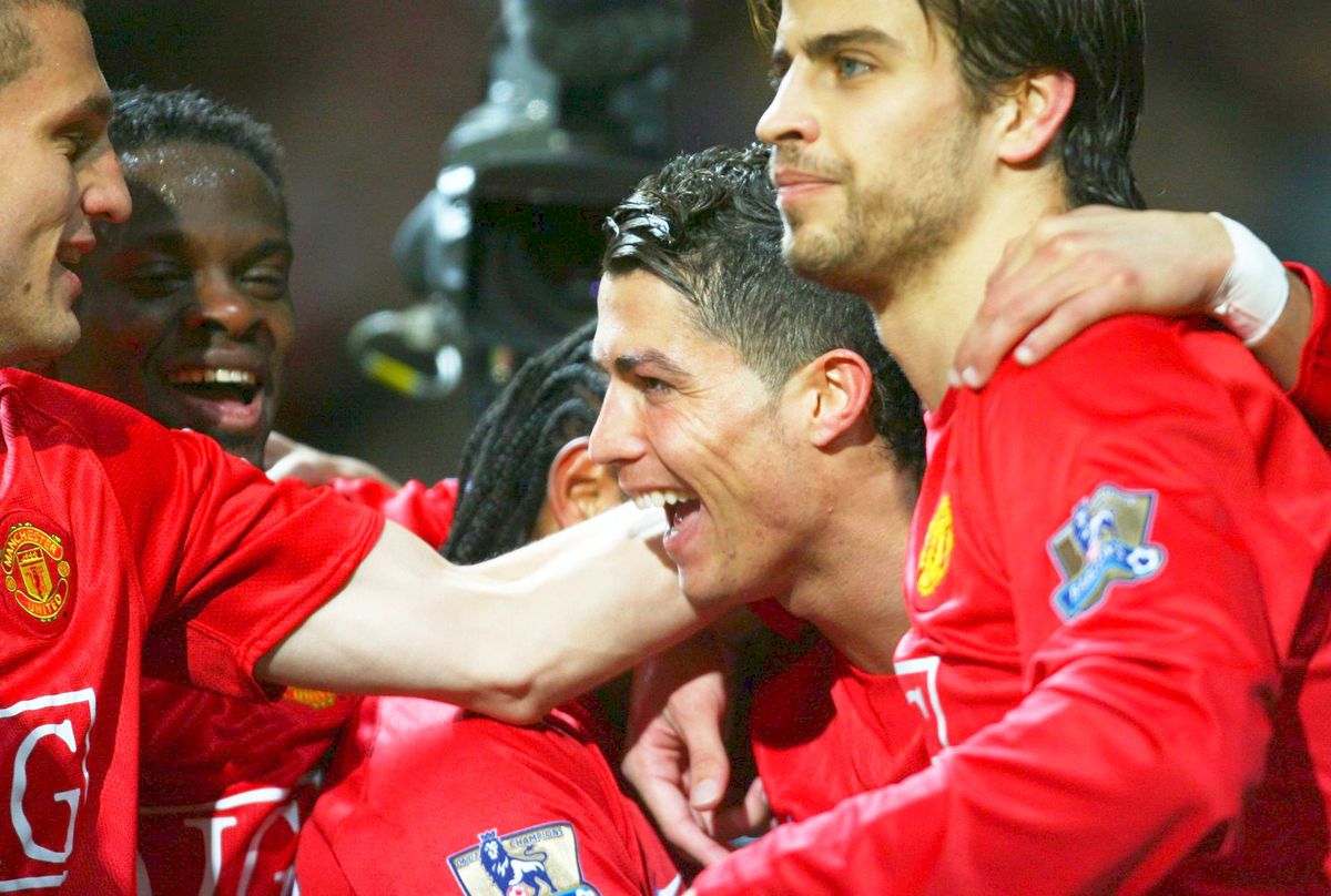 FOTO Pique, coleg cu Cristiano Ronaldo și Raul, coechipier cu Neuer » 10 „perechi” de fotbaliști despre care ai uitat că au jucat împreună