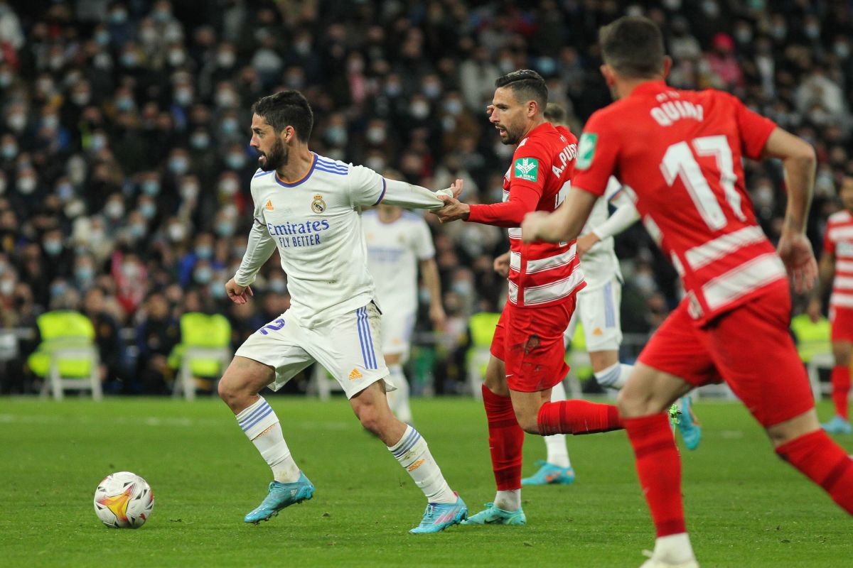 Real Madrid se impune la limită în fața Granadei și se distanțează în La Liga