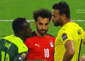 Mane și Salah, moment tensionat în finala Cupei Africii pe Națiuni » Vedetele lui Liverpool s-au contrat în fața portarului egiptean, înaintea unui penalty